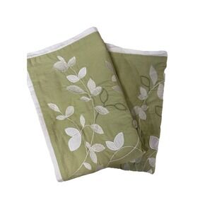 Lot 2 Royal Heritage Standard‎ Pillow Sham Case Green White Embroidered Floral